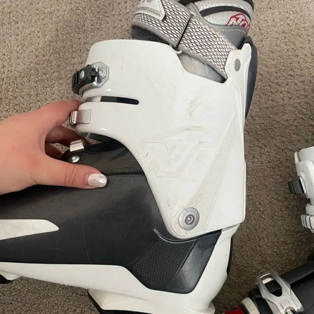 Nordica ski boots - Picture 4 of 5
